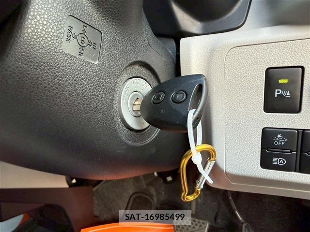Daihatsu MIRA 2017-12 8010343-7