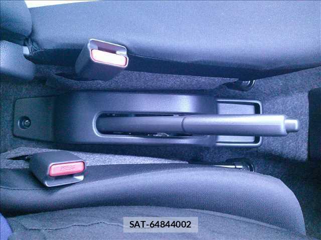 Daihatsu MIRA 2021-07 8011038-12