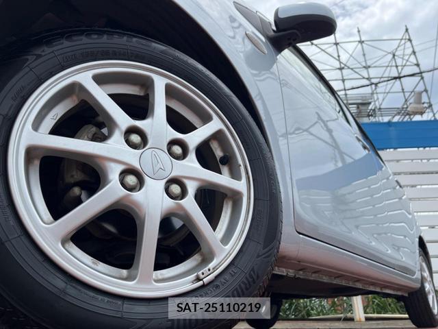 Daihatsu MIRA 2013-10 8011198-11