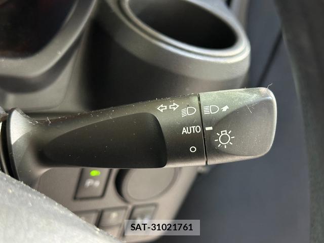 Daihatsu MIRA 2021-05 8011233-4