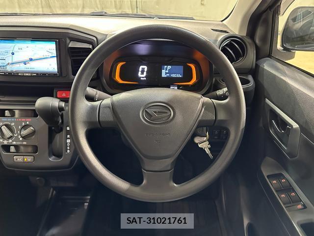 Daihatsu MIRA 2021-05 8011233-7