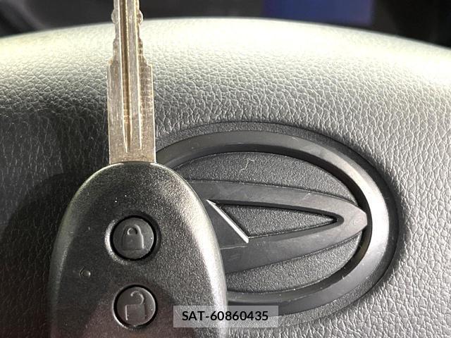 Daihatsu MIRA 2017-08 8011385-7