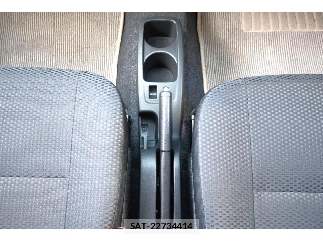 Daihatsu MIRA 2017-04 8011526-14