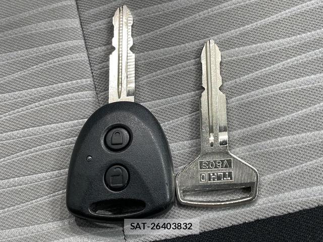 Daihatsu MIRA 2019-03 8011581-6