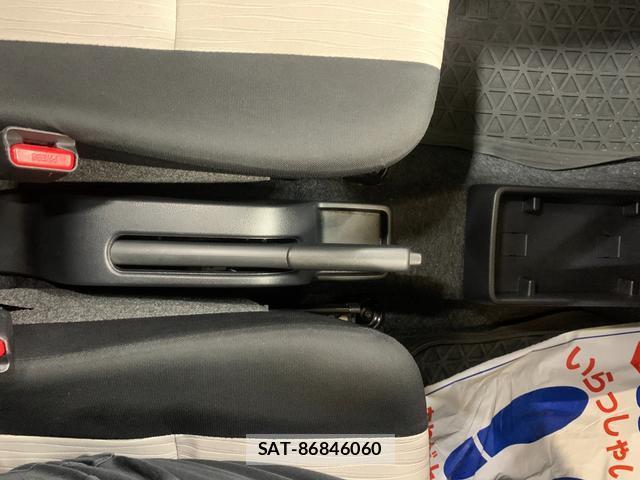 Daihatsu MIRA 2021-04 8011907-8