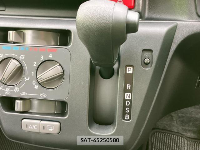 Daihatsu MIRA 2025-02 8012206-12