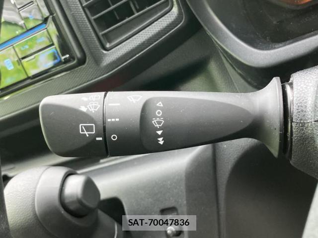 Daihatsu MIRA 2025-12 8012292-12