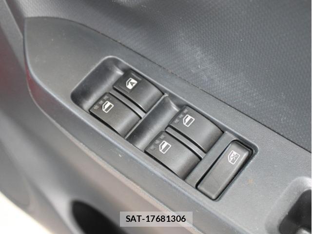 Daihatsu MIRA 2017-06 8012548-11
