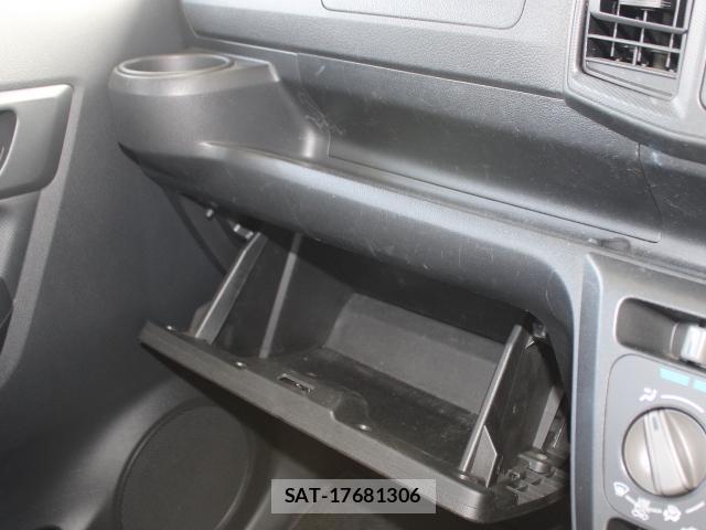 Daihatsu MIRA 2017-06 8012548-9