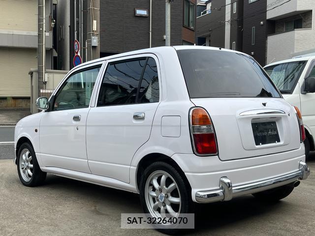 Daihatsu MIRA 2002-04 8006319-18