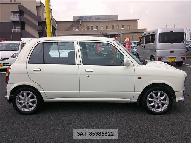 Daihatsu MIRA 2000 8006642-4