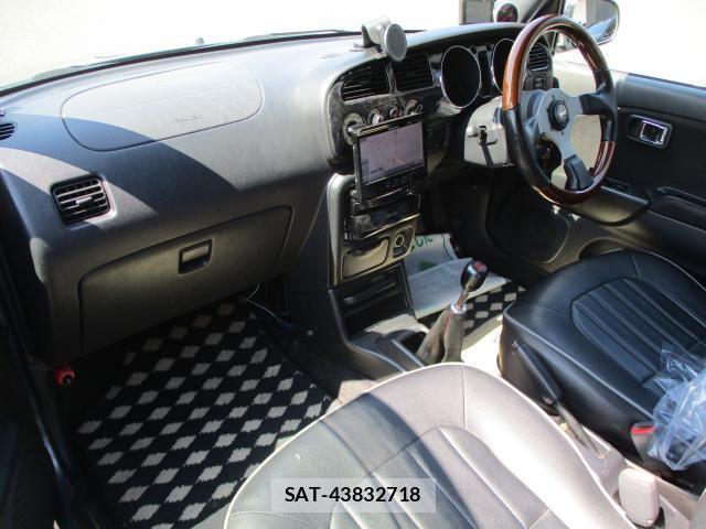 Daihatsu MIRA 2004-02 8008504-17