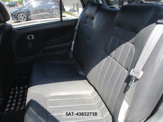 Daihatsu MIRA 2004-02 8008504-19