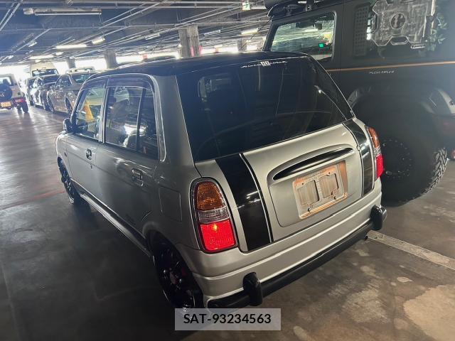 Daihatsu MIRA 2002-11 8010733-10