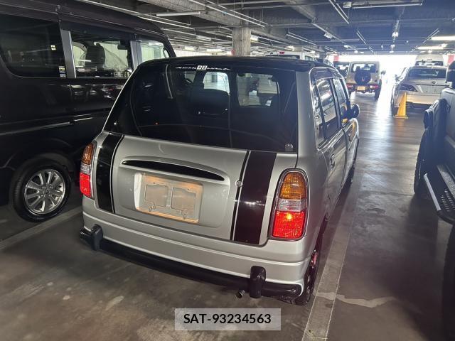Daihatsu MIRA 2002-11 8010733-9
