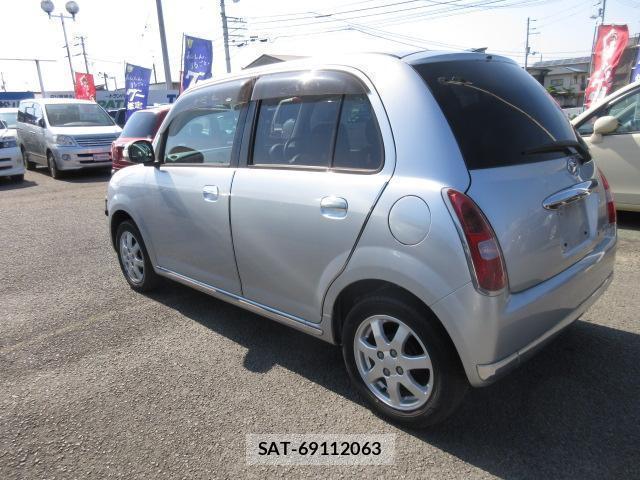 Daihatsu MIRA 2005-03 8011489-5