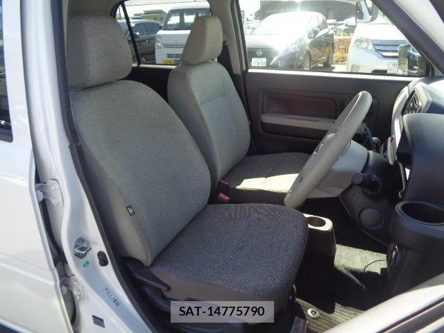 Daihatsu MIRA 2019-08 8006635-7