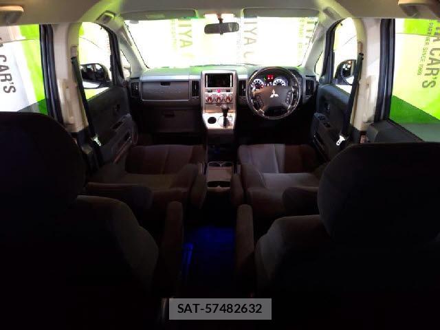 Mitsubishi I 2013-03 8007427-2