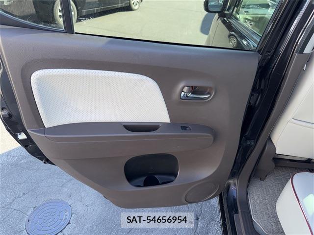 Nissan MOCO 2014-01 8004517-17