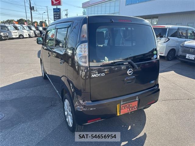 Nissan MOCO 2014-01 8004517-8
