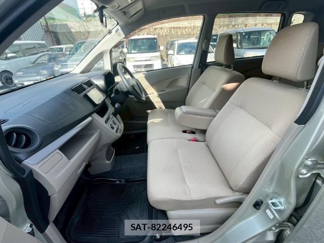 Daihatsu MOVE 2013-05 8006688-5