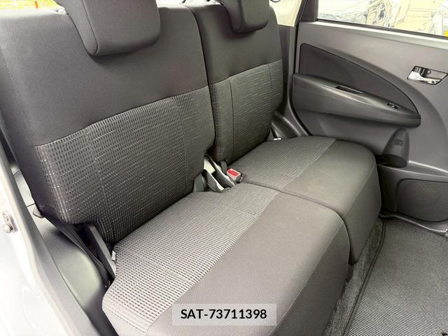 Daihatsu MOVE 2013-06 8008471-6
