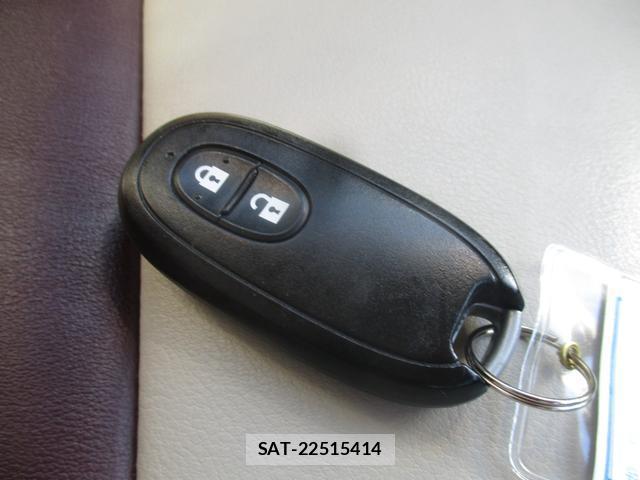 Suzuki MR WAGON 2014-08 8011416-8