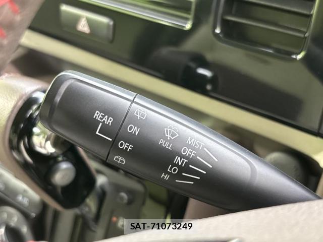 Suzuki MR WAGON 2013-09 8012180-15