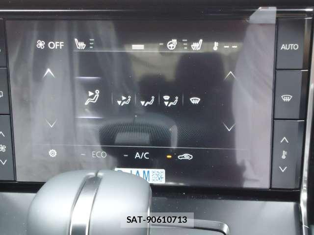 Mazda MX-30 2023-11 8008691-13