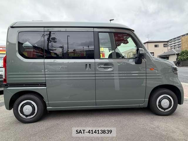 Honda N-VAN 2024-11 8004859-4