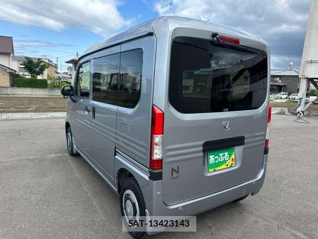 Honda N-VAN 2024-04 8006087-11