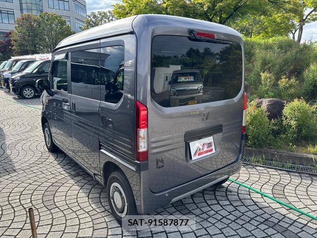 Honda N-VAN 2022-11 8006365-3