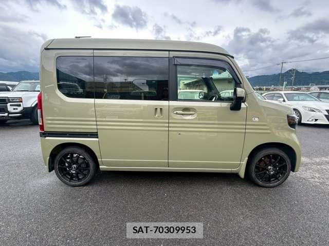 Honda N-VAN 2020-08 8009627-3