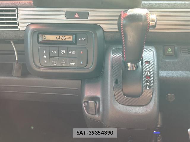 Honda N-VAN 2022-01 8009640-9