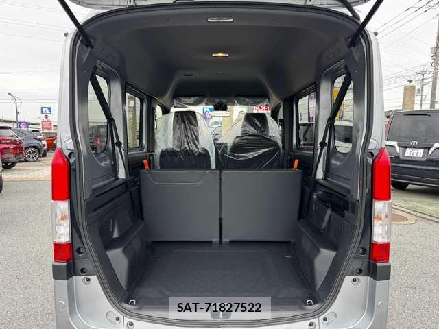 Honda N-VAN 2026-05 8010505-7