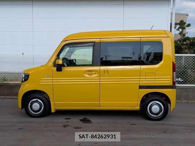 Honda N-VAN 2018-10 8010927-19