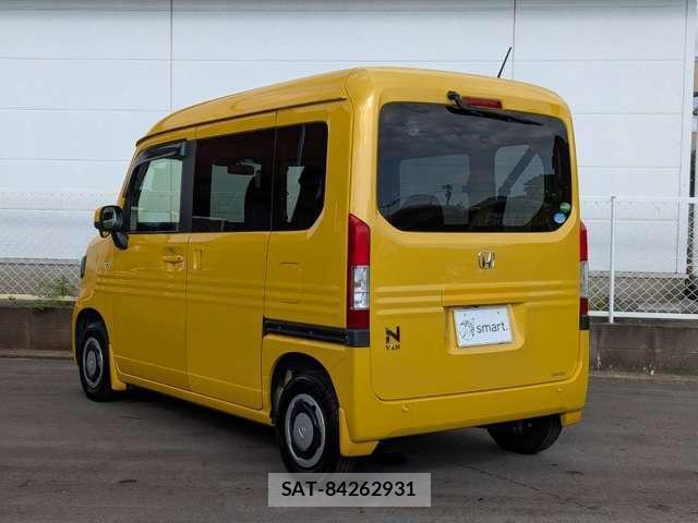 Honda N-VAN 2018-10 8010927-2