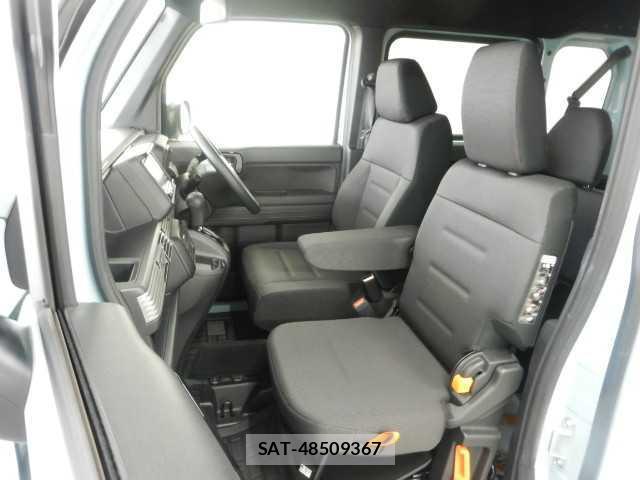 Honda N-VAN 2022-04 8011001-16