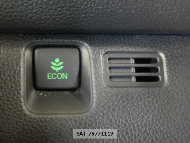 Honda N-VAN 2025-06 8011026-10