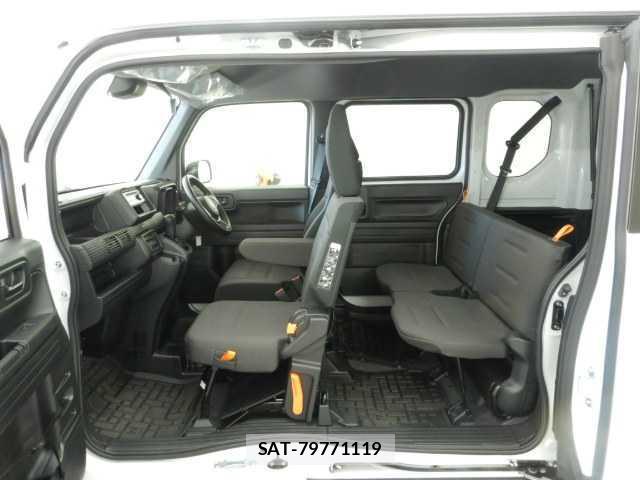Honda N-VAN 2025-06 8011026-12