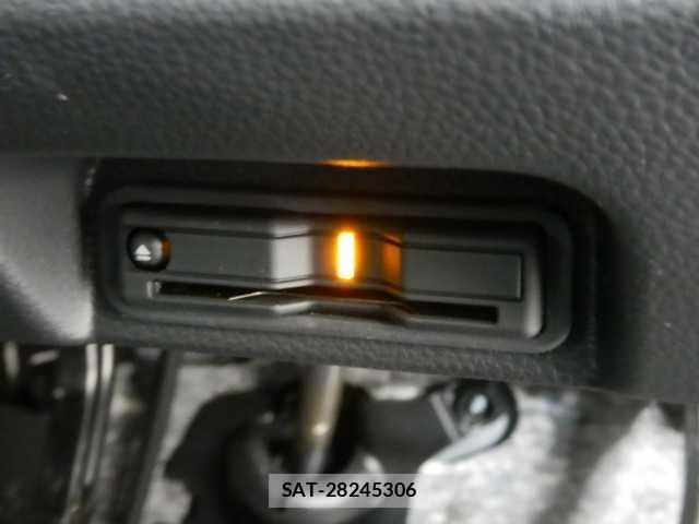 Honda N-VAN 2023-12 8011029-11