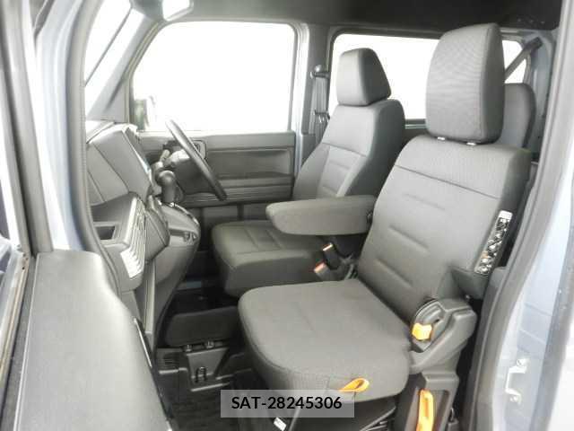 Honda N-VAN 2023-12 8011029-15
