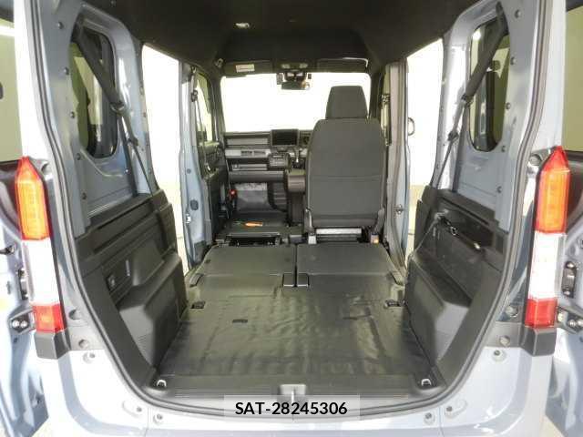 Honda N-VAN 2023-12 8011029-17