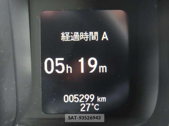 Honda N-VAN 2025-09 8011443-13