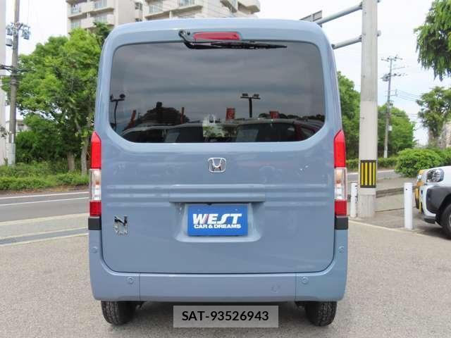 Honda N-VAN 2025-09 8011443-5