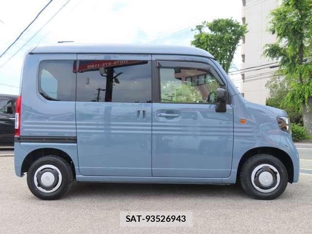Honda N-VAN 2025-09 8011443-6