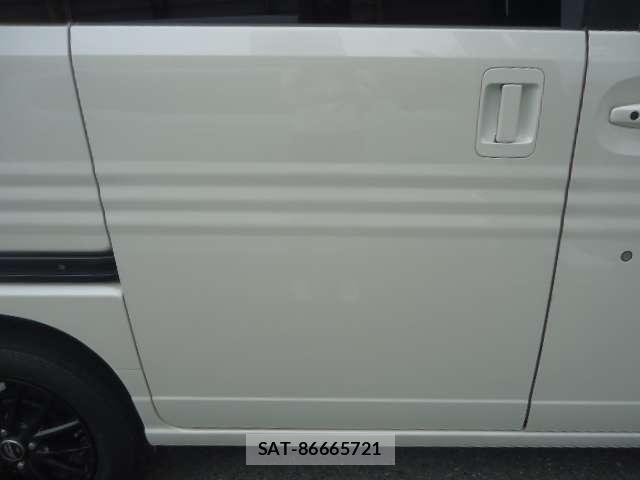 Honda N-VAN 2018-09 8011802-11