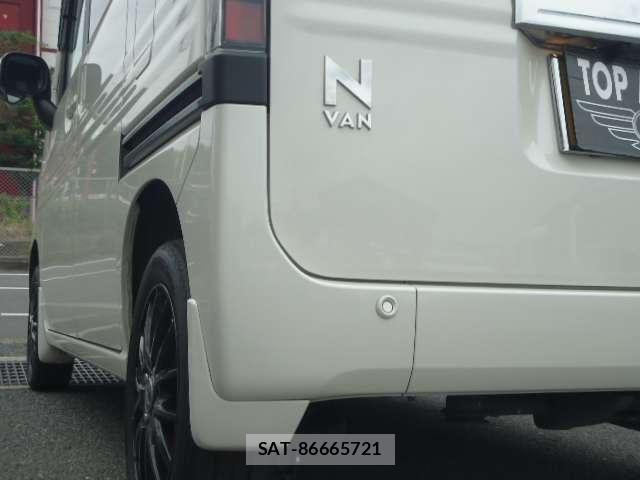 Honda N-VAN 2018-09 8011802-7