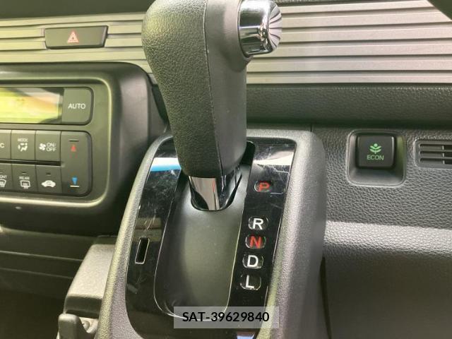 Honda N-VAN 2020-07 8012212-16