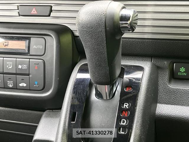 Honda N-VAN 2022-02 8012306-17